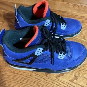 Air Jordan retro 4 “loyal blue” size 7Y